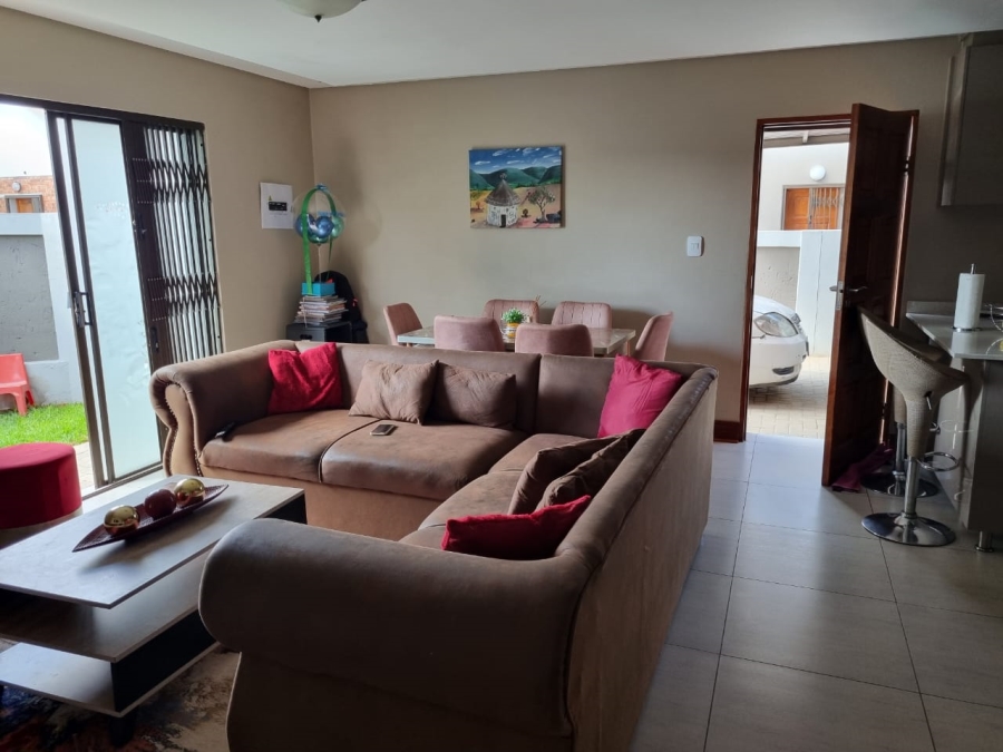 2 Bedroom Property for Sale in Estoire Free State